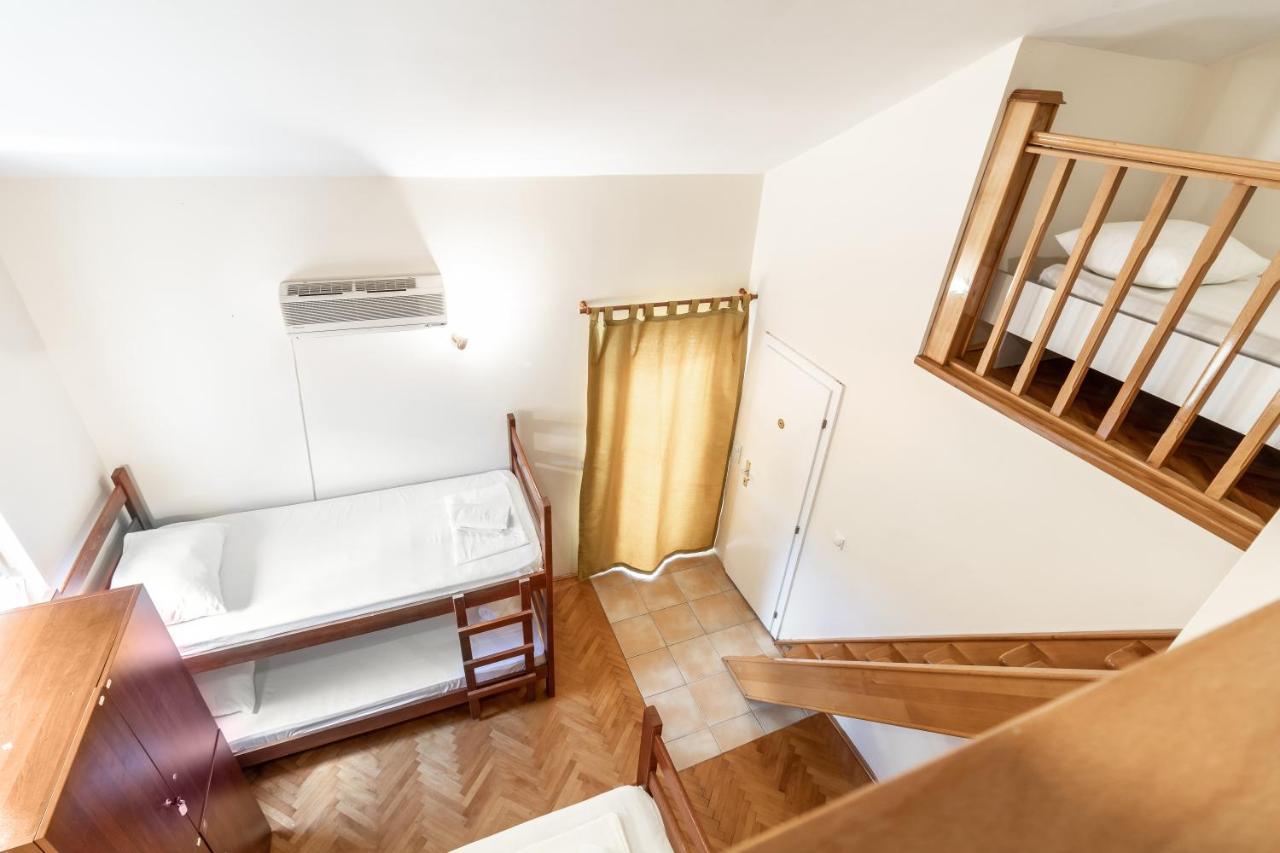 Hostel Будва Екстер'єр фото