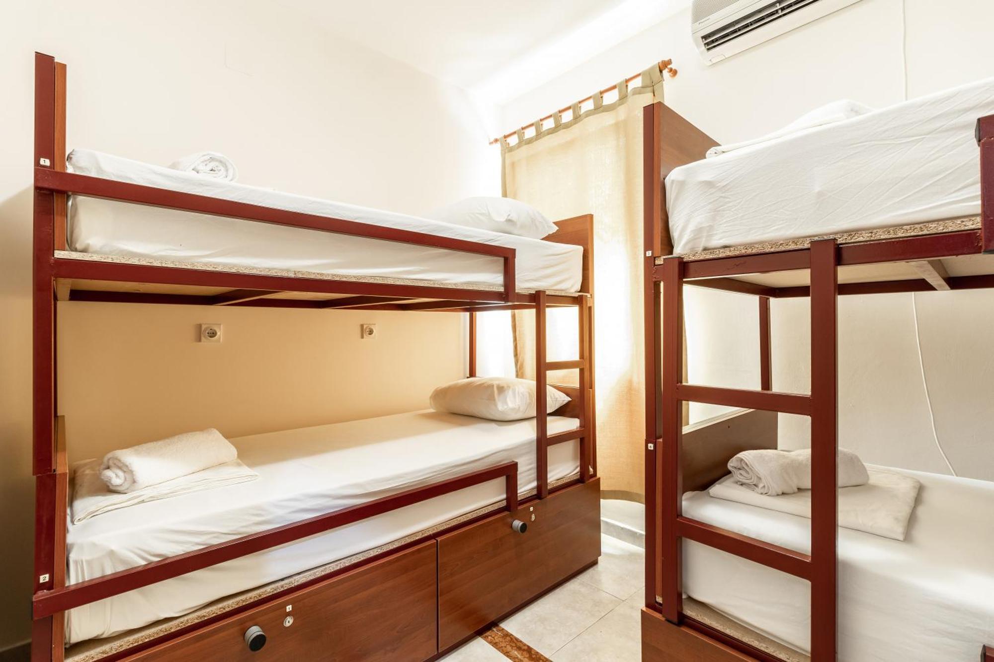 Hostel Будва Екстер'єр фото