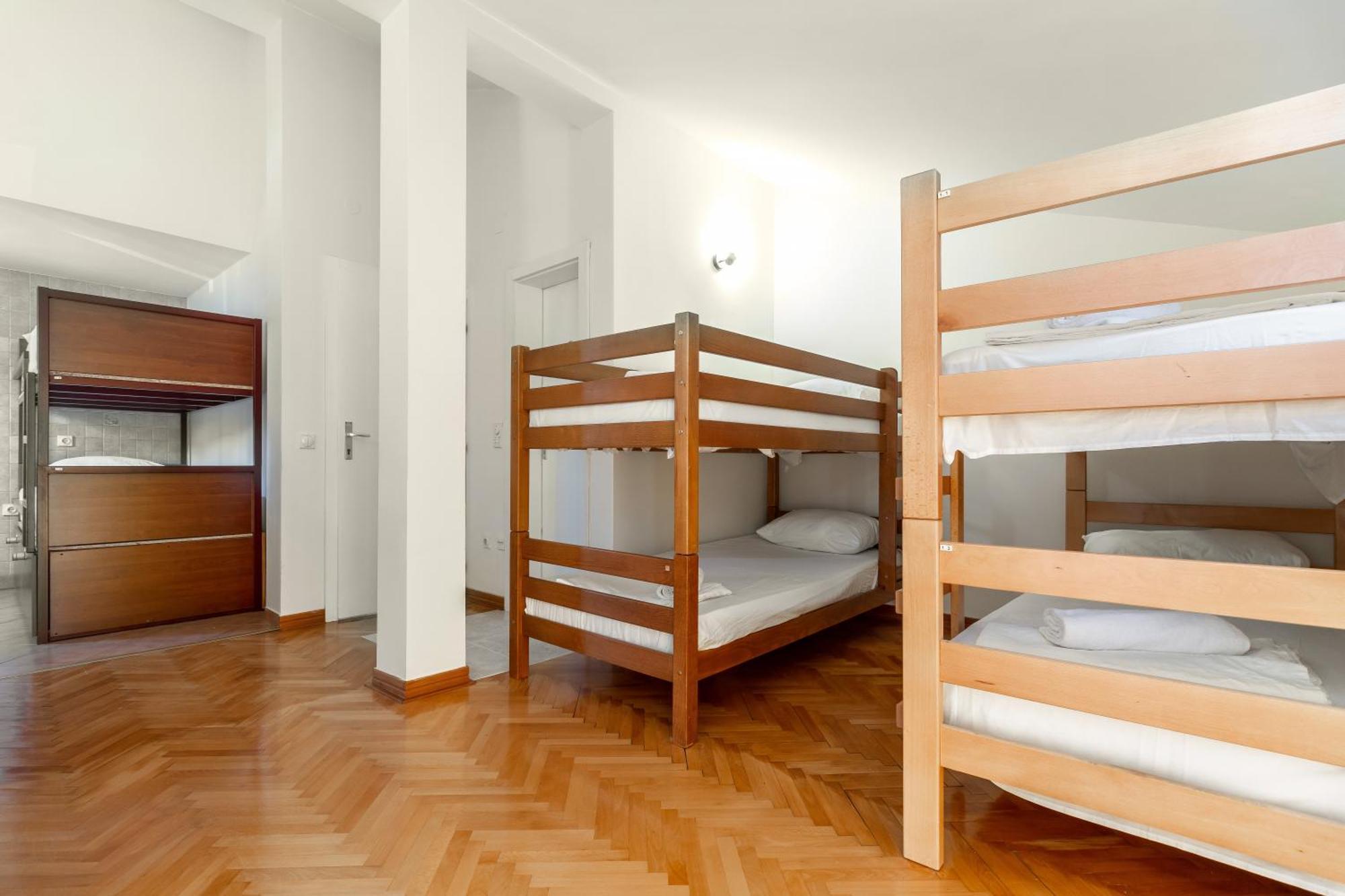Hostel Будва Номер фото
